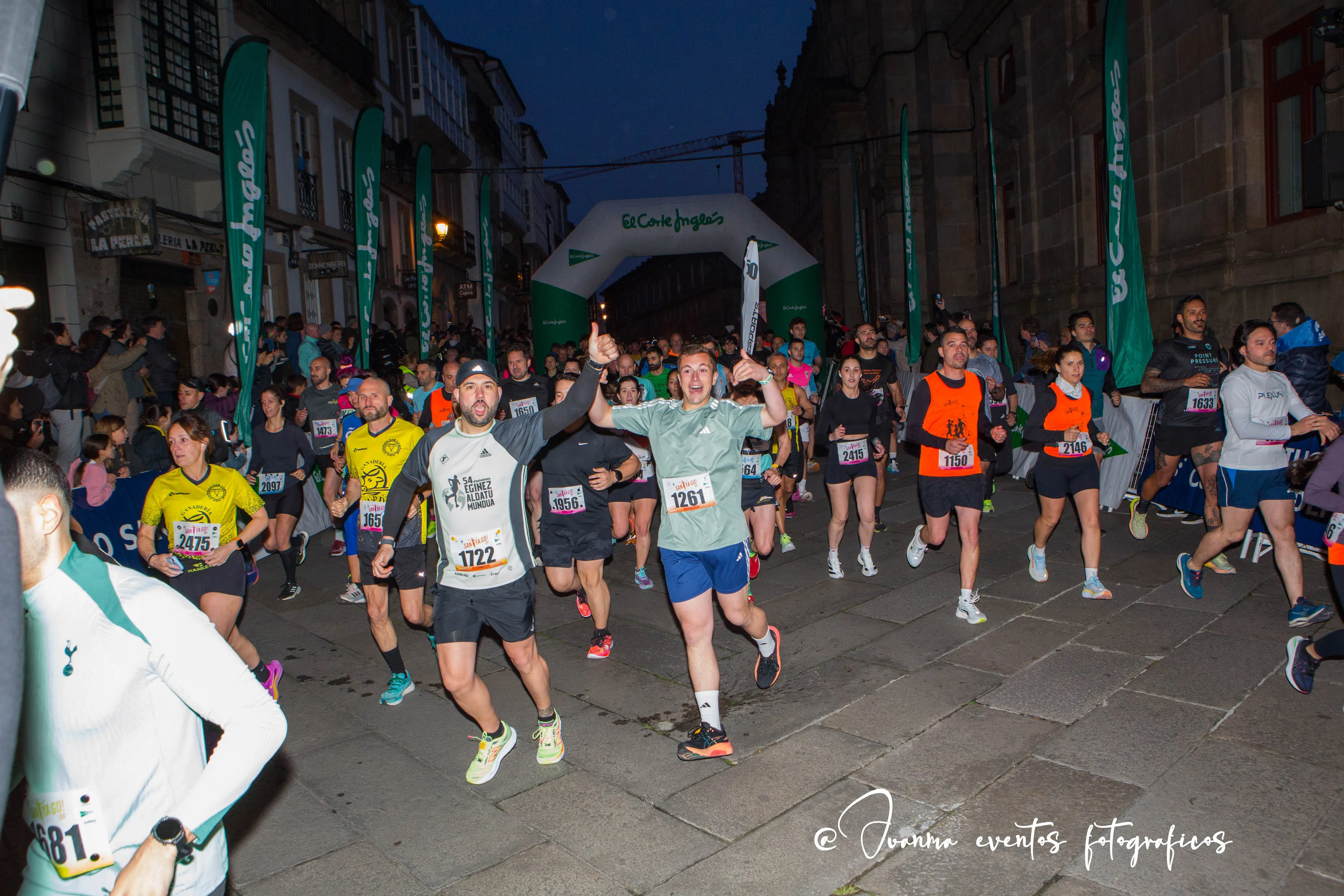 SantYaGo10K runner celebrating